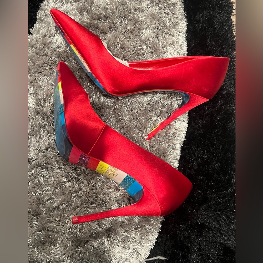 Aldo Stessy R-62 Satin Pumps | Size 9 NWT